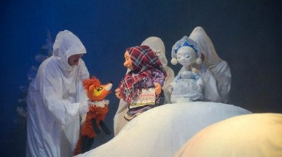Оренбургский театр кукол подарил детям сказку о Снегурочке
